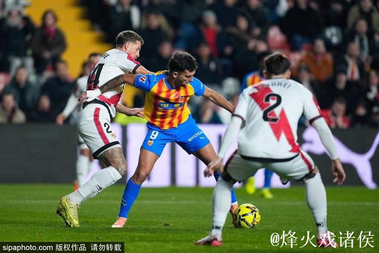 巴利卡诺与贝蒂斯战平0-0,帕拉松中柱,略伦特和德弗鲁托斯因伤离场 巴利卡诺与贝蒂斯战平0-0,帕拉松中柱,略伦特和德弗鲁托斯因伤离场